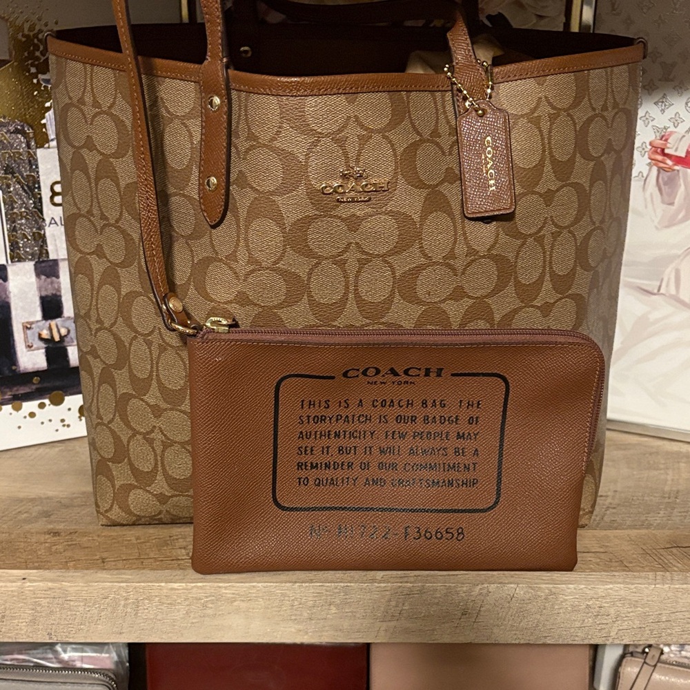 Coach Tote, Completely Reversible! Euc! - image 5